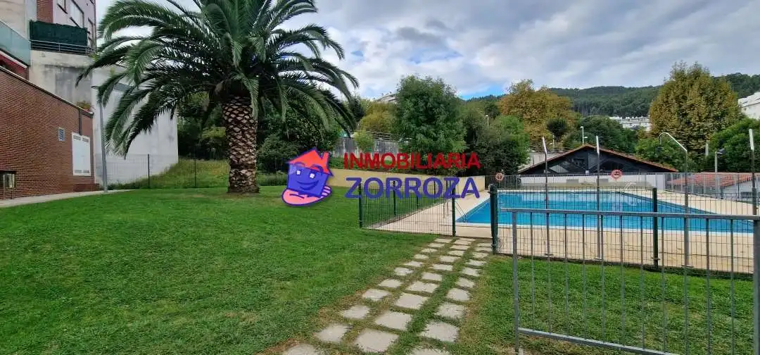 Piso en venta en Calle Los Caserios, Centro