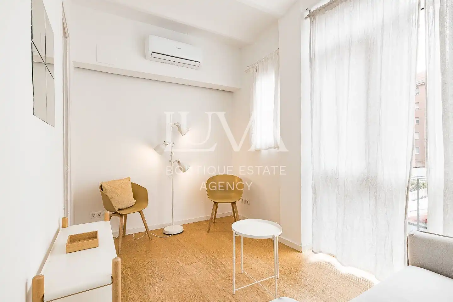 Dormitori de Apartament en venda en Barcelona amb Aire condicionat i Calefacció
