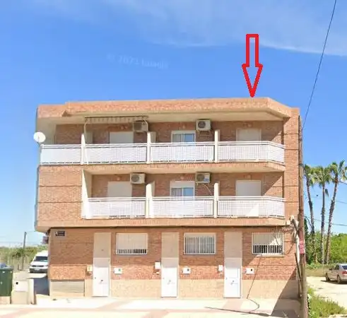 Piso con terraza en venta en Avenida de Murcia 1