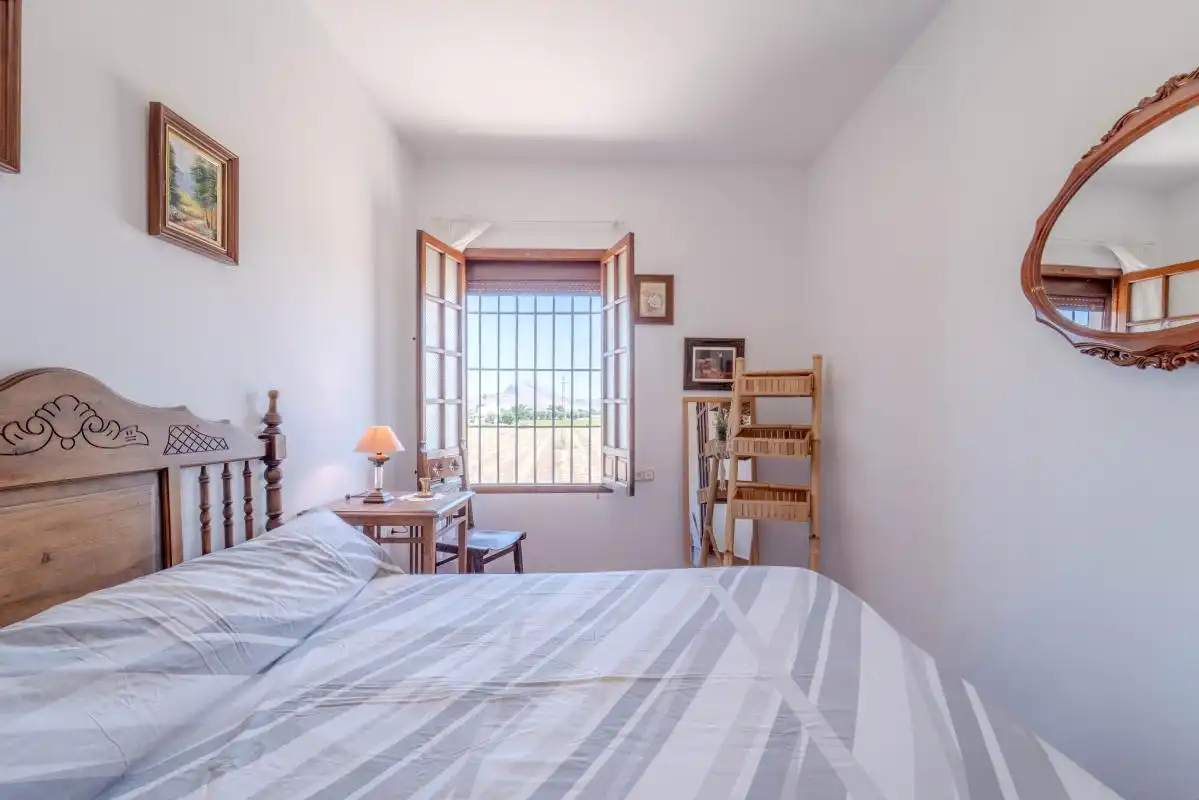 Habitación de Finca rústica en venta en Antequera con Aire acondicionado, Calefacción y Jardín privado
