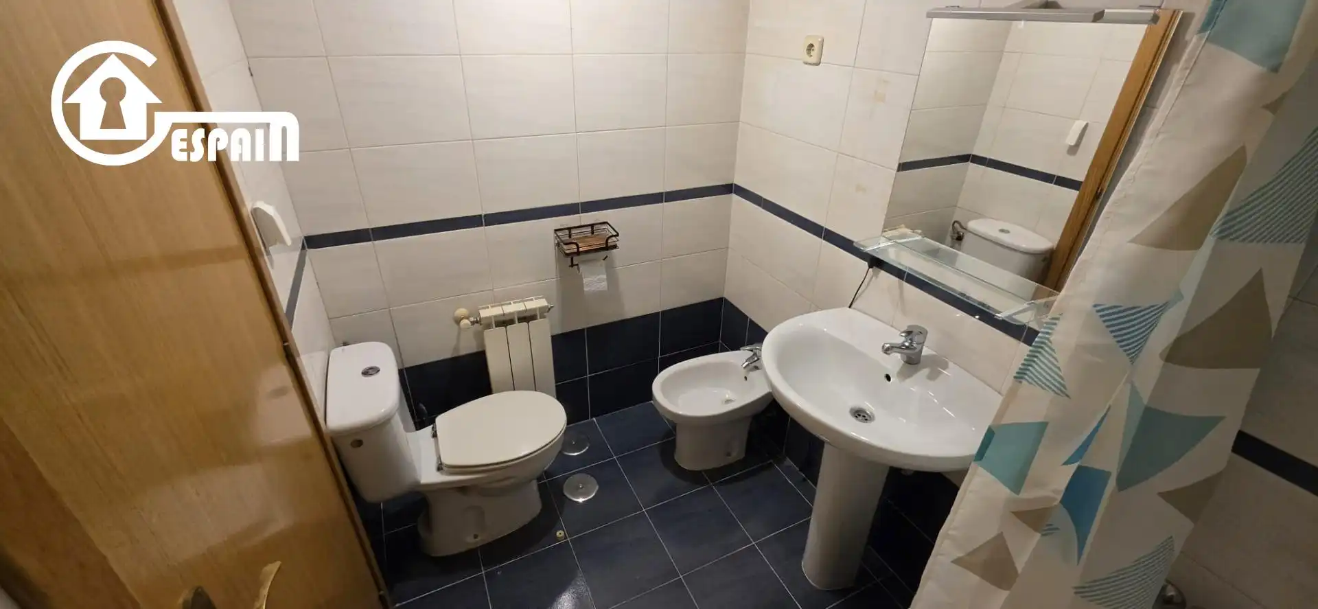 Badezimmer von Wohnung zum Verkauf in Madrid mit Klimaanlage, Heizung und Privatgarten
