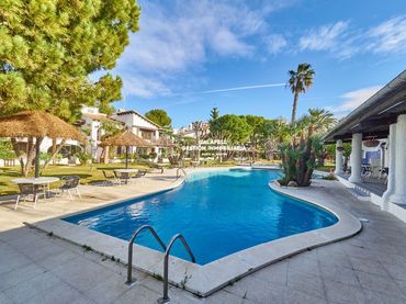 Maison mitoyenne avec piscine à vendre à Alorda Parc