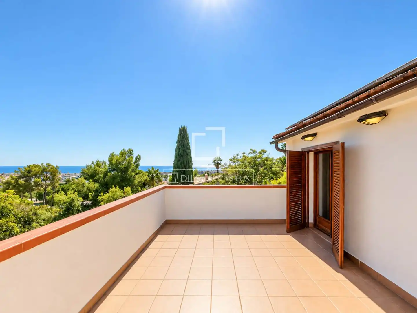 Villa avec terrasse à vendre à Vallpineda - Santa Bárbara