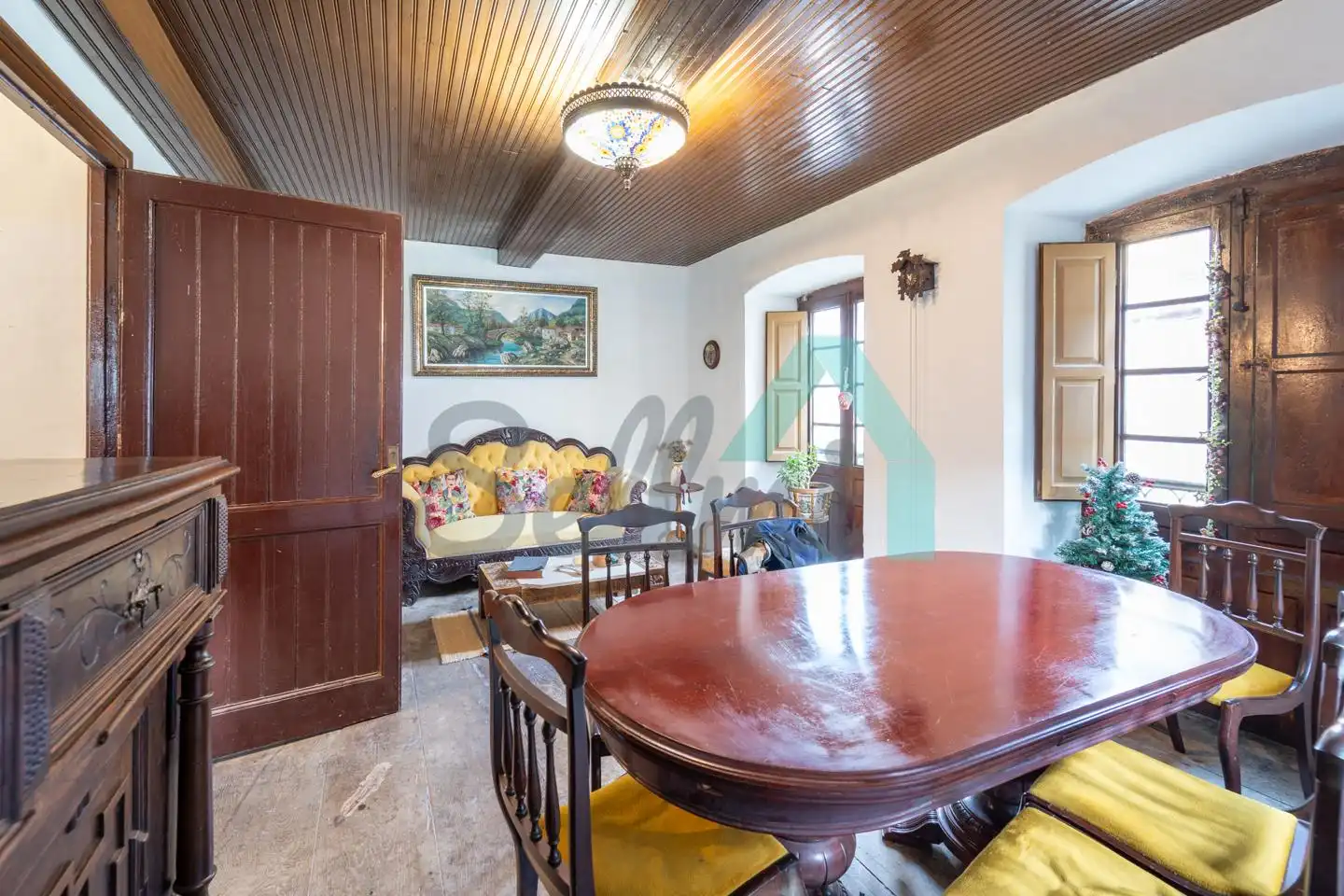 Comedor de Casa adosada en venta en Quirós con Parquet y Trastero