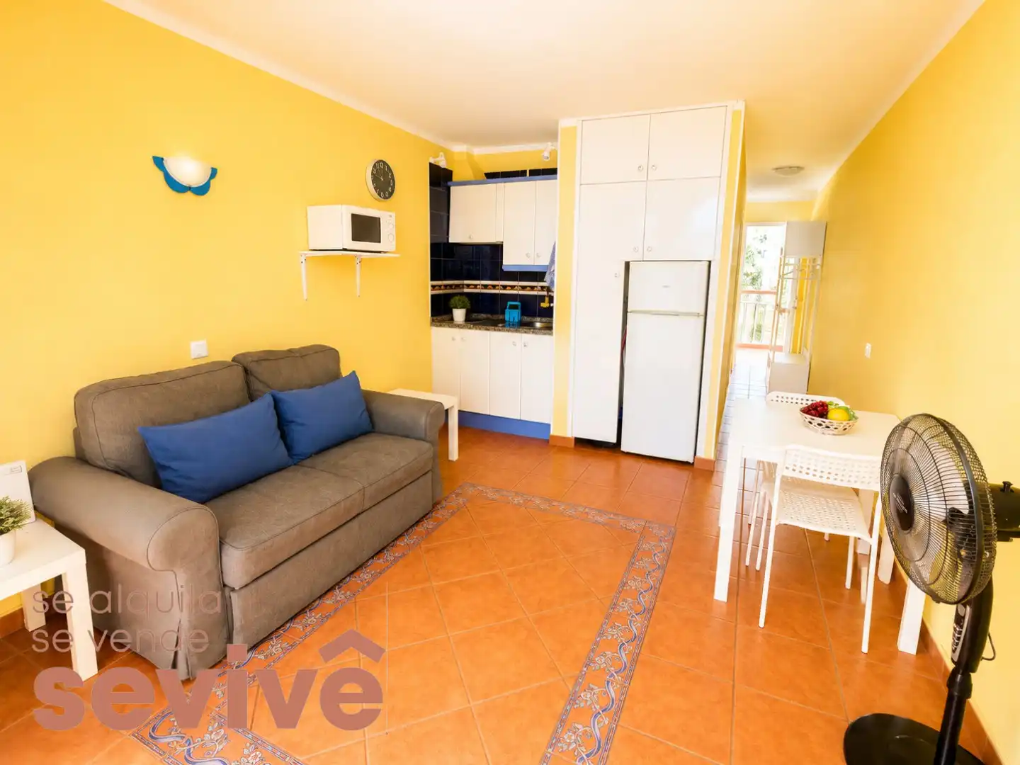 Sala de estar de Estudio en venta en Arona con Piscina
