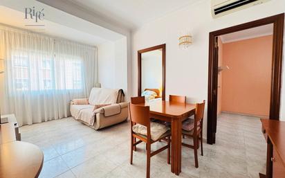 Bedroom of Flat for sale in  Barcelona Capital  with Air Conditioner, Furnished and Oven