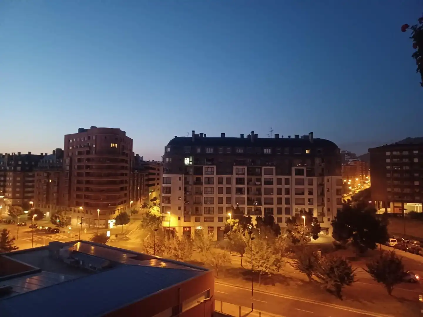 Vista exterior de Pis en venda en Bilbao  amb Calefacció i Balcó