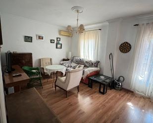 Living room of Flat to rent in Badajoz Capital  with Air Conditioner, Terrace and Furnished