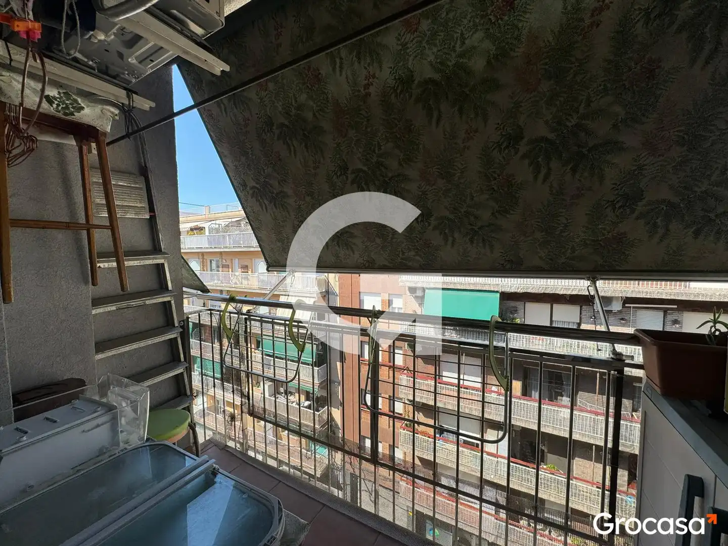 Terrassa de Pis en venda en Sant Boi de Llobregat amb Aire condicionat, Calefacció i Forn