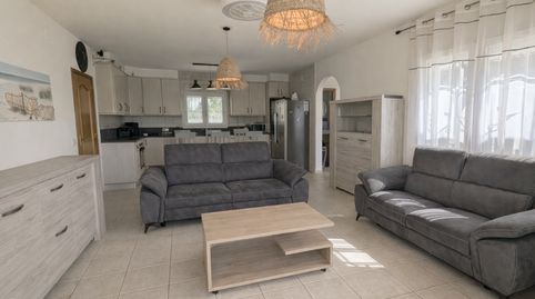 Foto 5 de Casa o xalet en venda a Carrer Montgrí, Montgrí, Empuriabrava