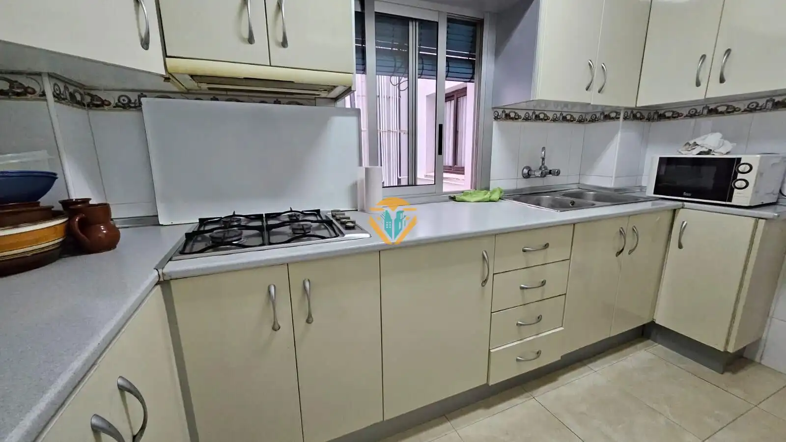 Kitchen of Flat for sale in Playa Levante