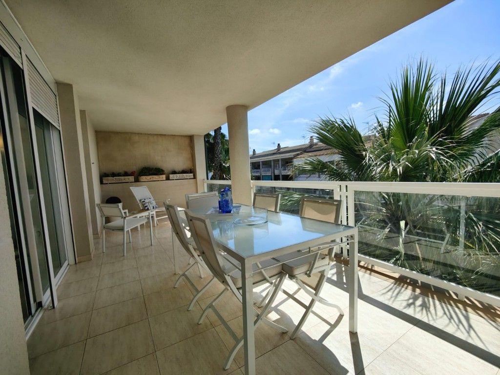 Terrasse von Maisonette zur Miete in Ses Salines mit Klimaanlage, Terrasse und Möbliert