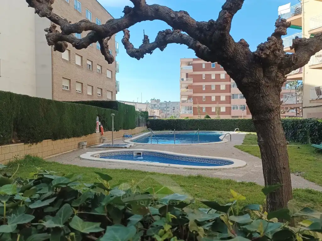 Wohnung mit Aufzug zum Verkauf in Calle Barcelona
