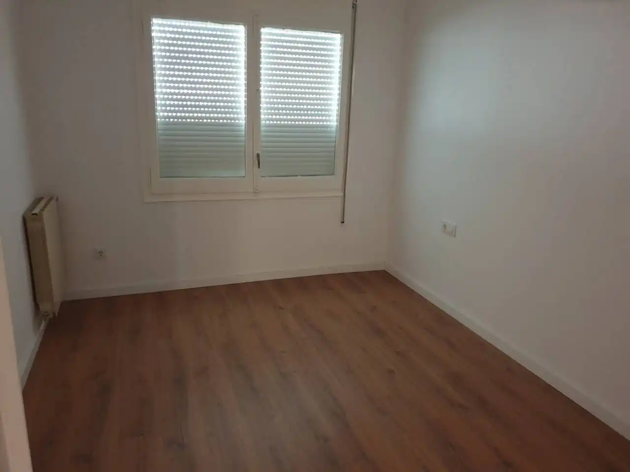 Habitación de Edificio en venta en Girona