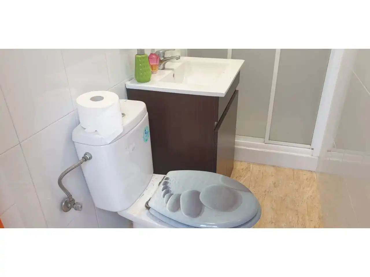 Baño de Casa o chalet en venta en Rubí con Jardín privado, Terraza y Piscina