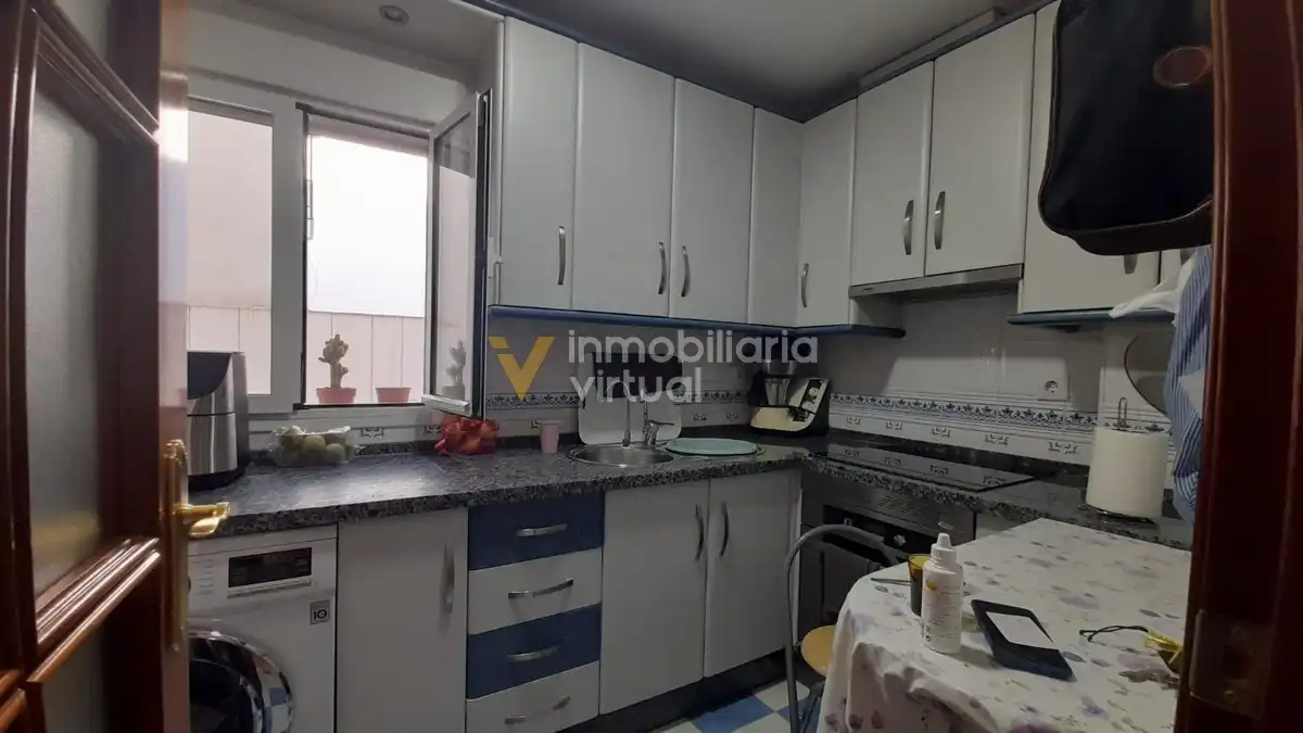 Piso con terraza en venta en Calle Santiago 30, imagen 25