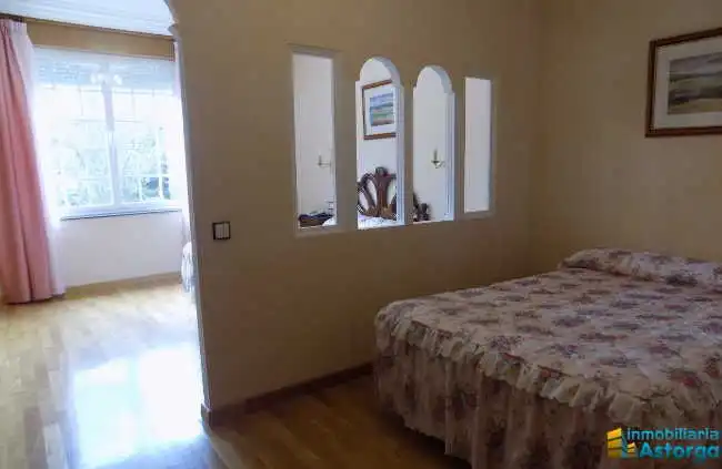 Habitación de Edificio en venta en Brazuelo