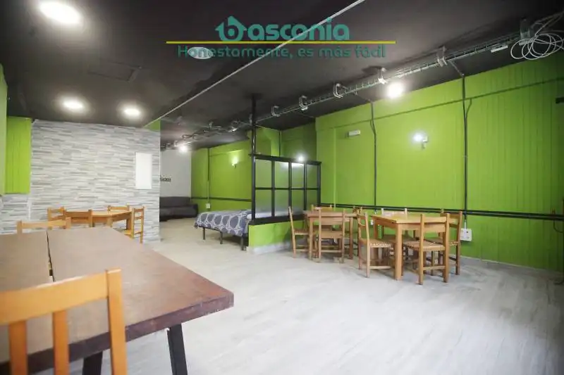 Local en venta en Basauri  con Amueblado