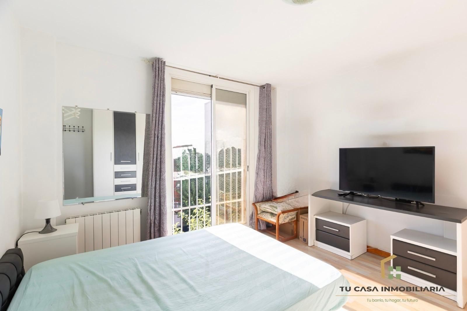 Dormitori de Dúplex en venda en Badalona