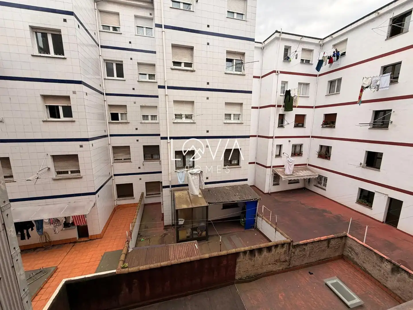 Vista exterior de Piso en venta en Gijón  con Calefacción