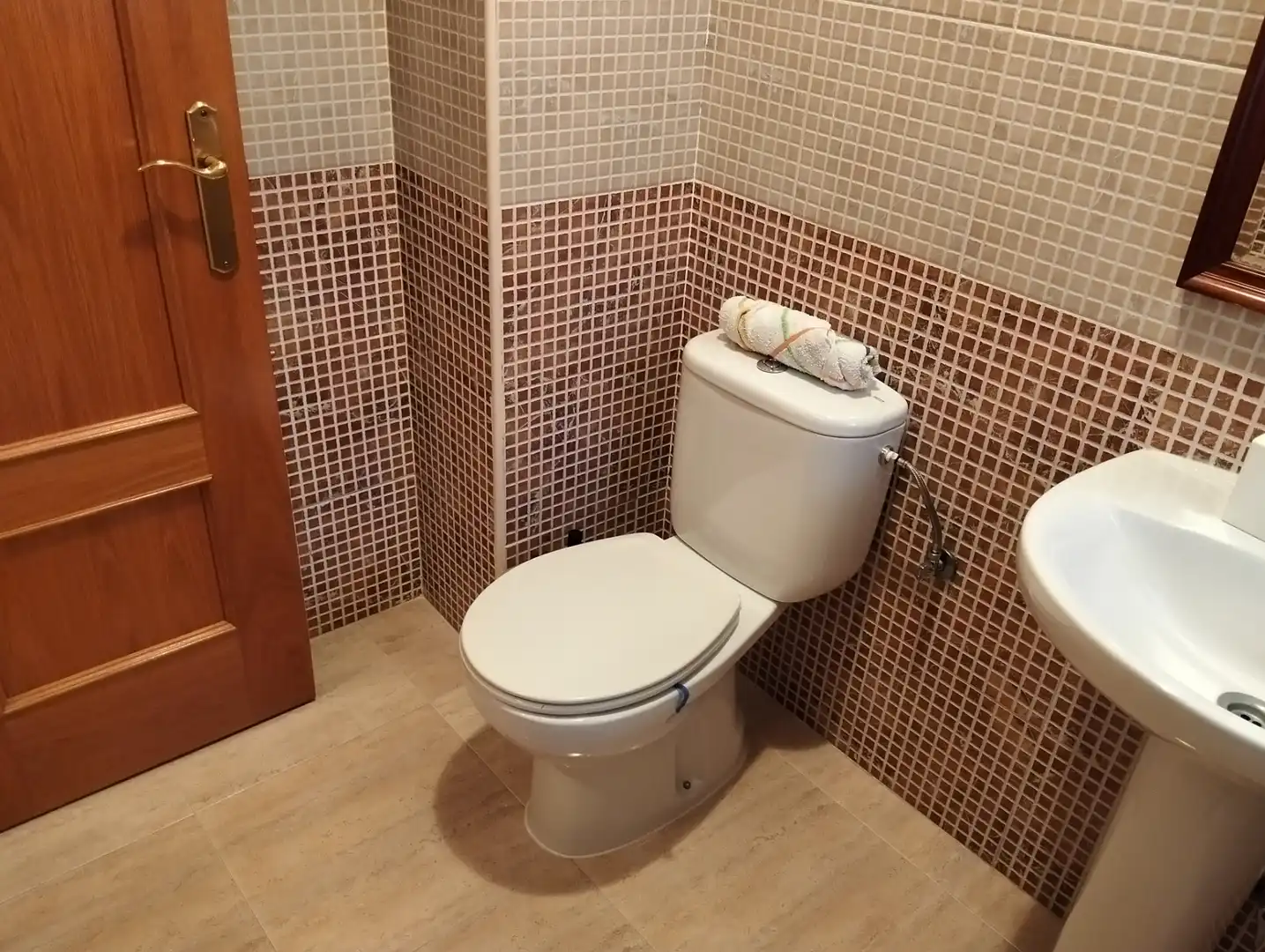 Bany de Casa adosada en venda en Bargas amb Aire condicionat, Calefacció i Moblat