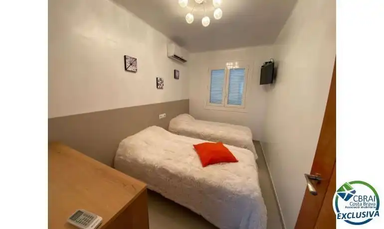 Casa amb piscina en venda a Carrer Carrer Falconera, imagen 16