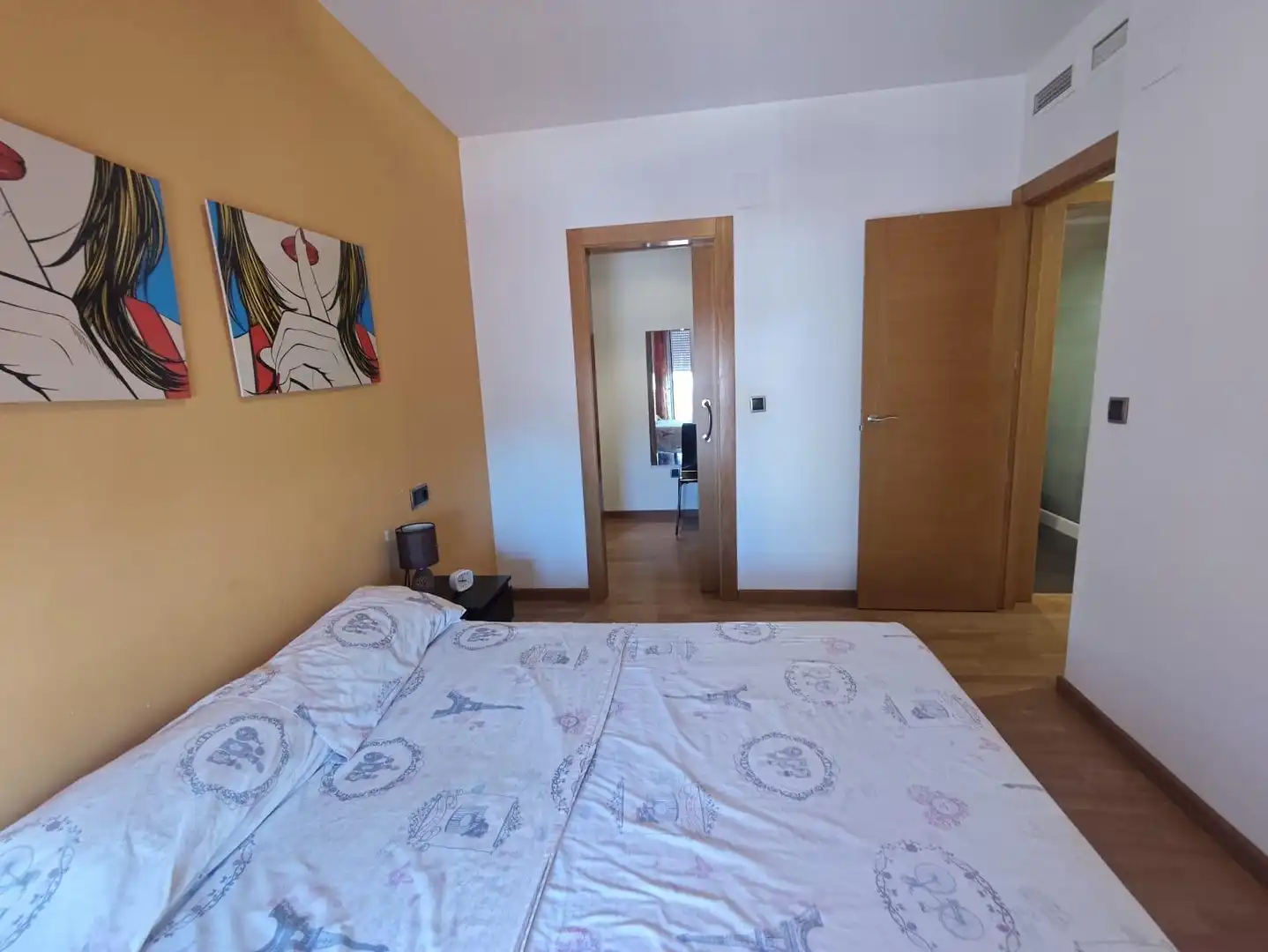 Schlafzimmer von Wohnung zur Miete in Petrer mit Möbliert und Balkon
