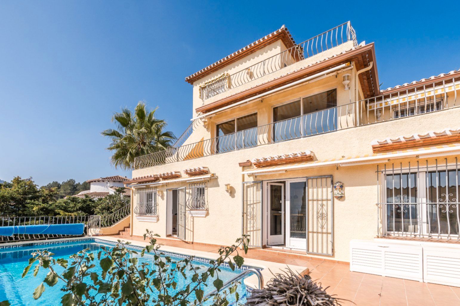 Exterior view of House or chalet for sale in Dénia  with Air Conditioner, Heating and Private garden