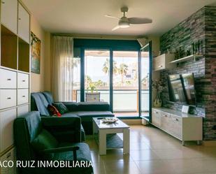 Sala d'estar de Pis en venda en  Almería Capital amb Aire condicionat, Terrassa i Piscina comunitària
