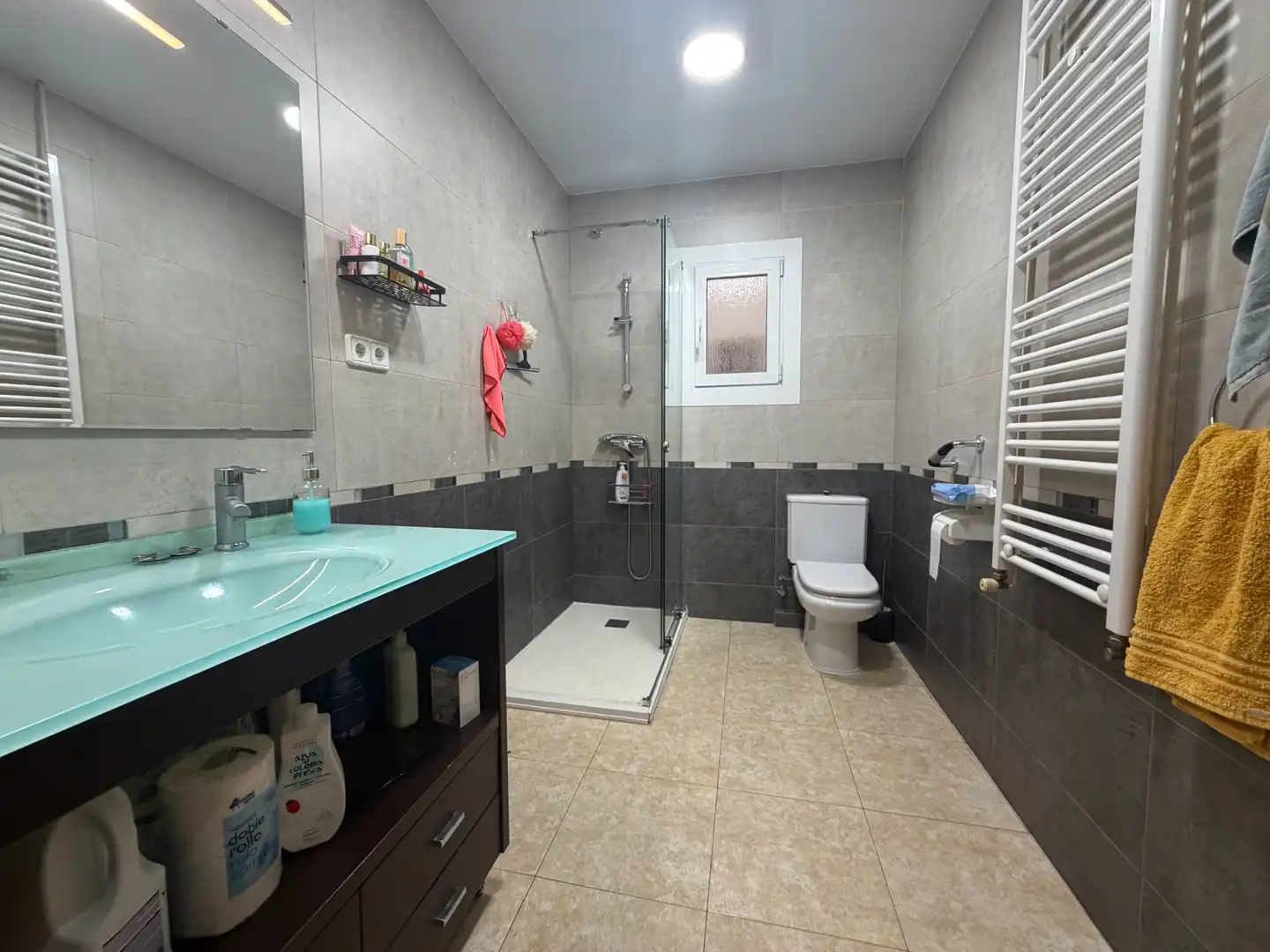 Baño de Piso en venta en Badalona con Aire acondicionado y Balcón