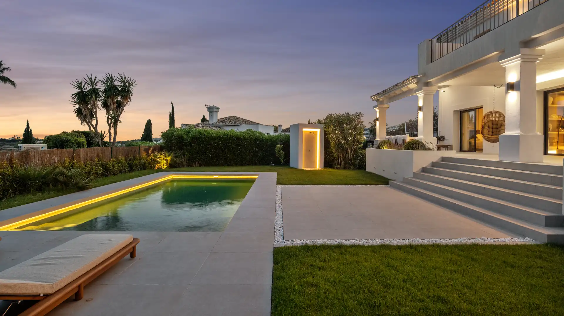 Chalet con piscina en venta en Nueva Andalucía, imagen 3