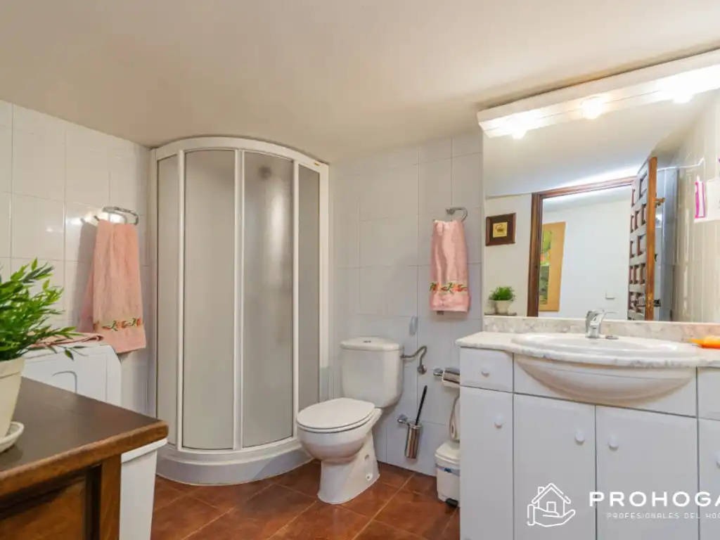 Baño de Casa adosada en venta en Colmenar Viejo con Amueblado y Domótica