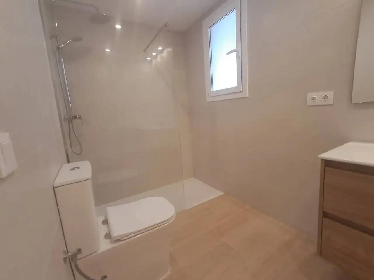 Baño de Casa o chalet en venta en Blanes con Aire acondicionado, Jardín privado y Parquet