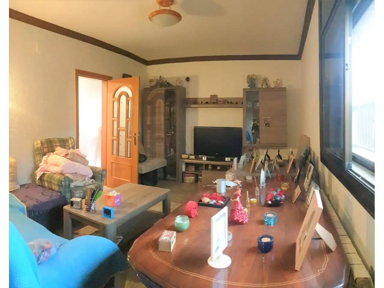 Sala de estar de Casa o chalet en venta en Rubí con Jardín privado, Terraza y Piscina