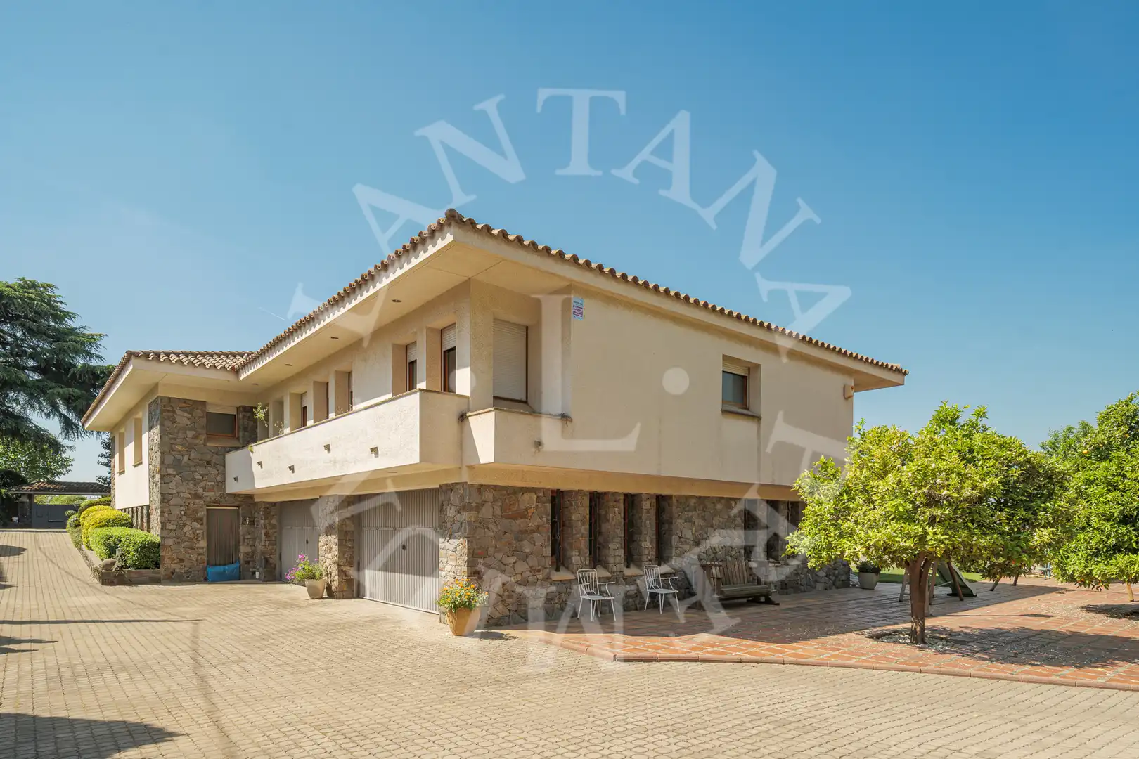 Vista exterior de Casa o chalet en venta en La Garriga con Aire acondicionado, Calefacción y Jardín privado