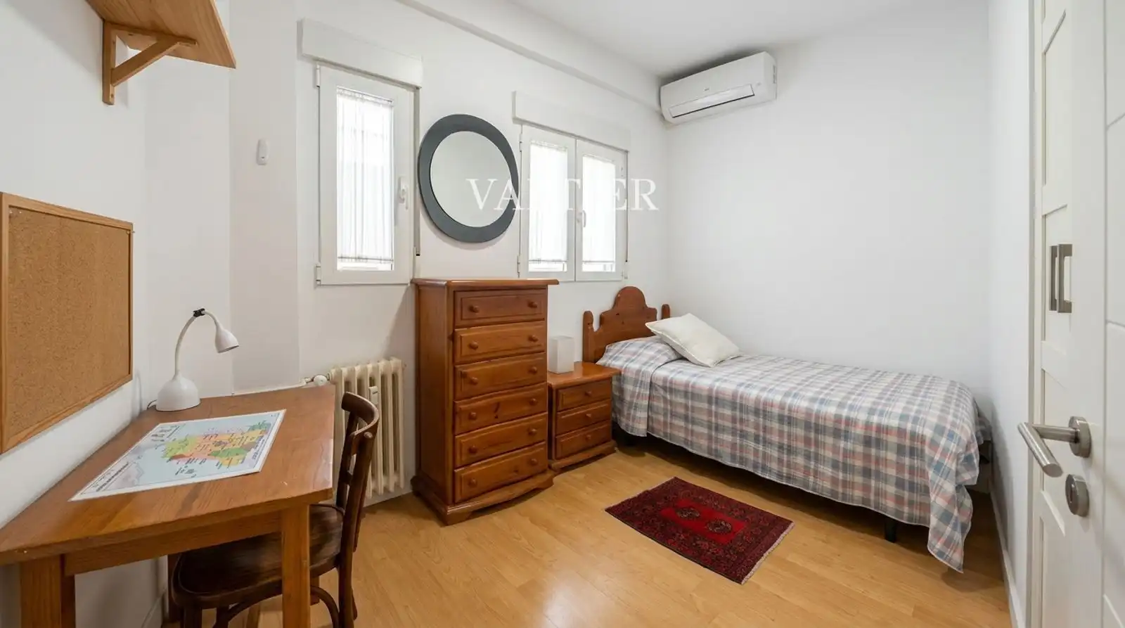 Flat with lift to rent in ARGÜELLES, imagen 3