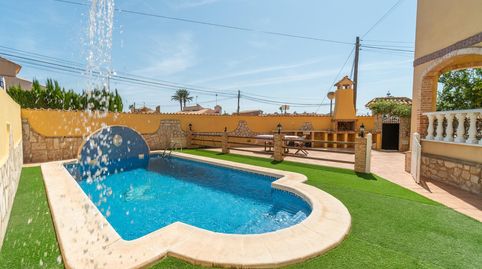 Foto 2 de Casa o chalet en venta en Calle Golondrinas, 2, La Florida, Orihuela