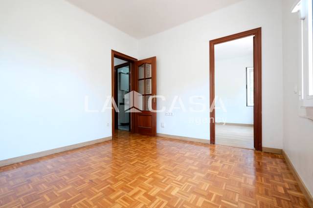 Piso en Venta en El Turó de la Peira