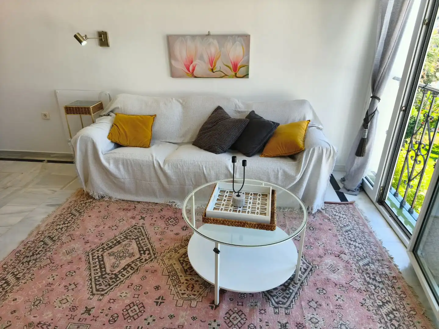 Wohnzimmer von Dachboden zur Miete in Mijas mit Klimaanlage, Terrasse und Balkon