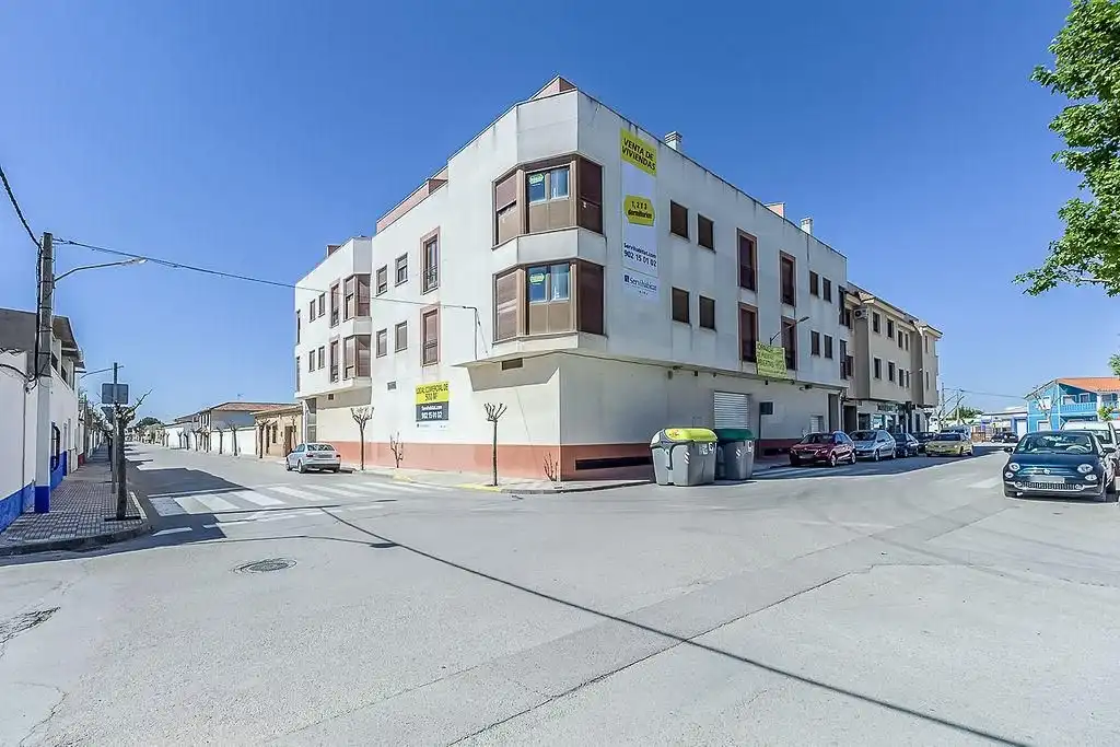 Exterior view of Garage for sale in Pedro Muñoz
