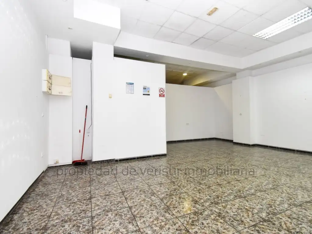 Local comercial de lloguer a Casco Antiguo, imagen 3