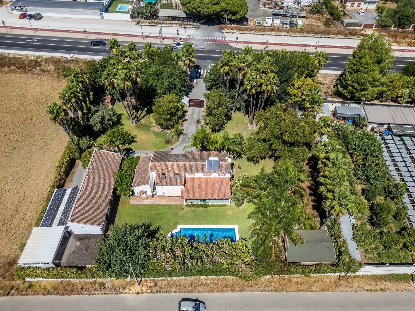 Exterior view of Houses for sale in Jerez de la Frontera  with Air Conditioner, Private garden and Terrace