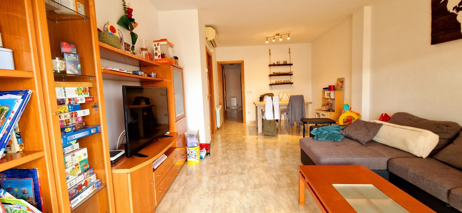 Sala d'estar de Pis en venda en El Vendrell amb Aire condicionat, Calefacció i Terrassa