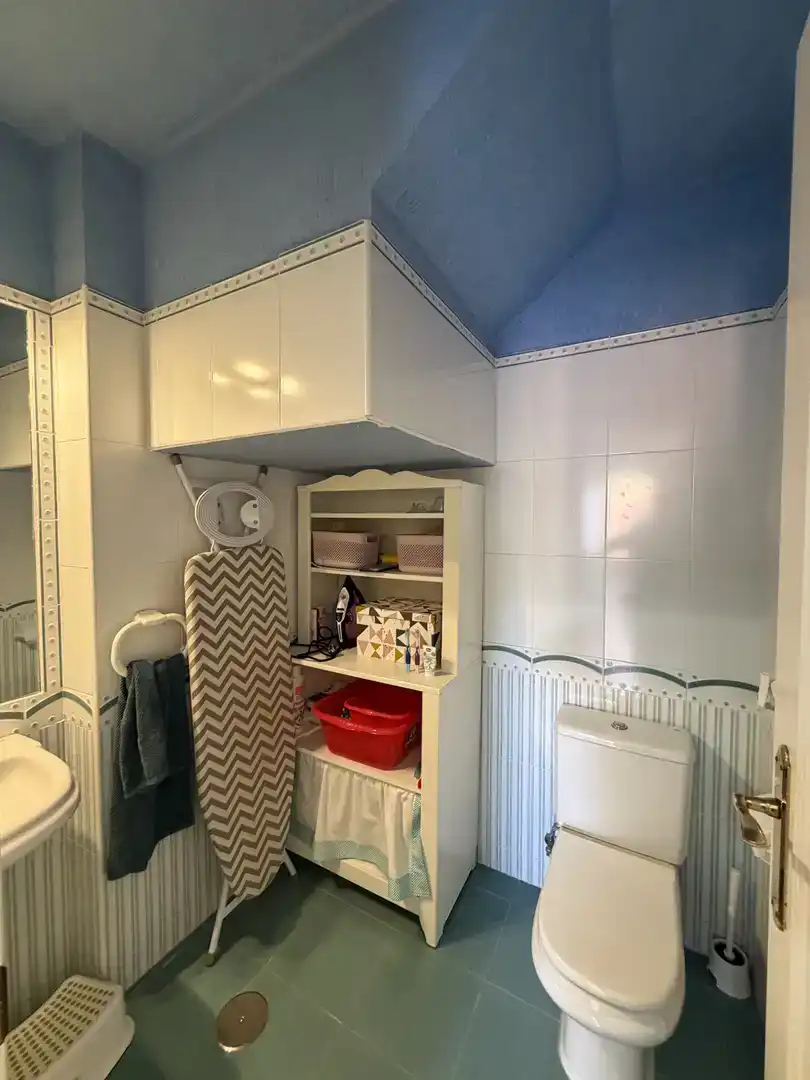Badezimmer von Einfamilien-Reihenhaus zur Miete in Islantilla Golf