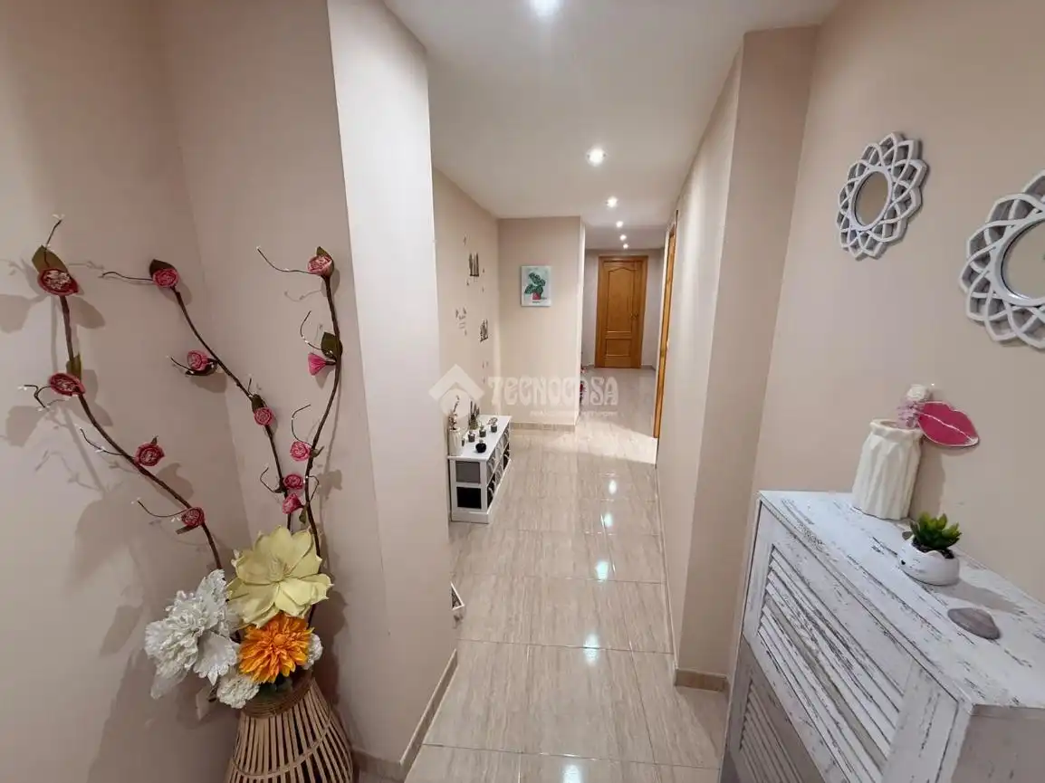Piso con ascensor en venta en Martos, imagen 5