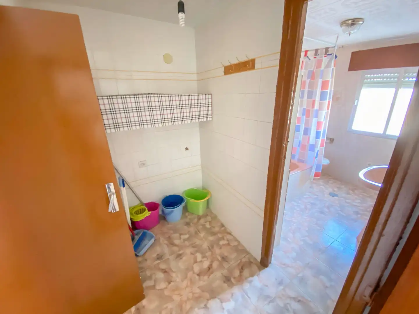 Baño de Finca rústica en venta en Agrón con Calefacción, Terraza y Trastero