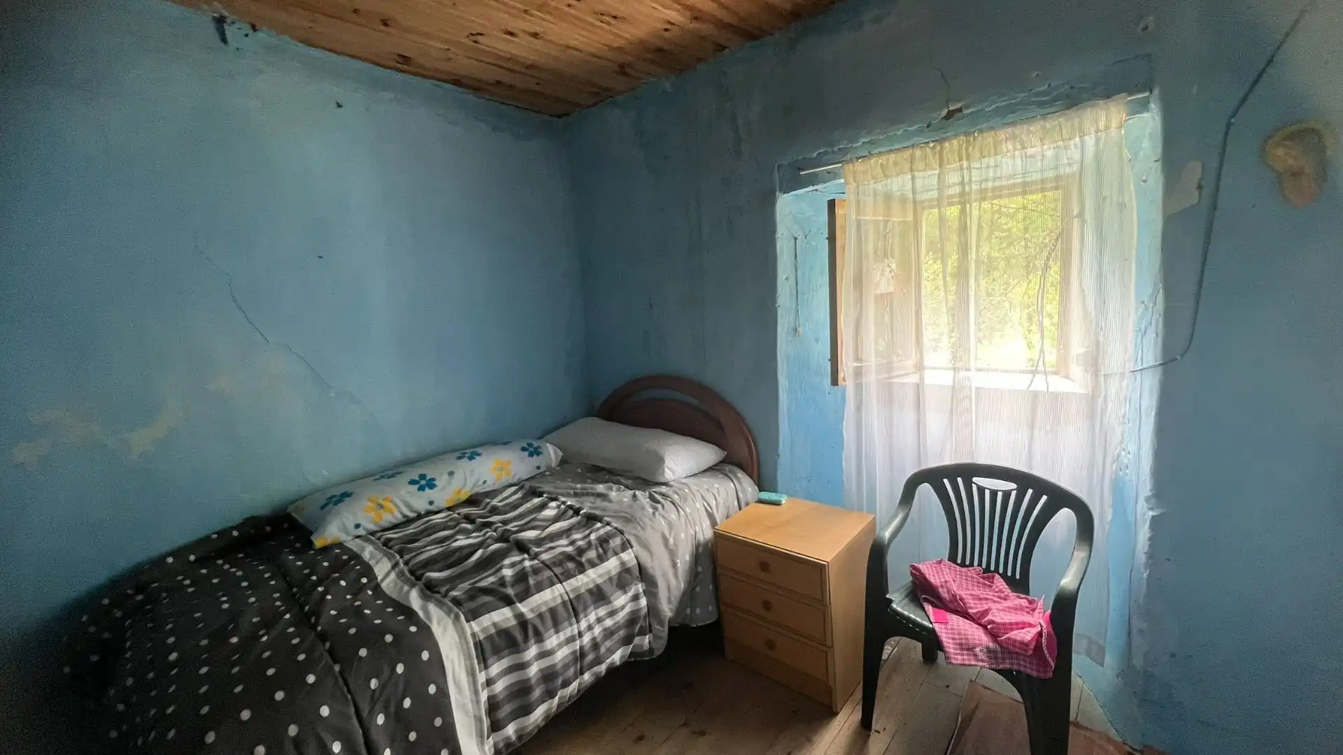 Dormitori de Casa o xalet en venda en Cangas de Onís amb Jardí privat