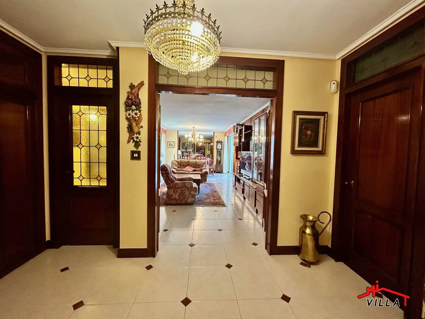 Piso en venta en Laredo con Calefacción, Terraza y Amueblado