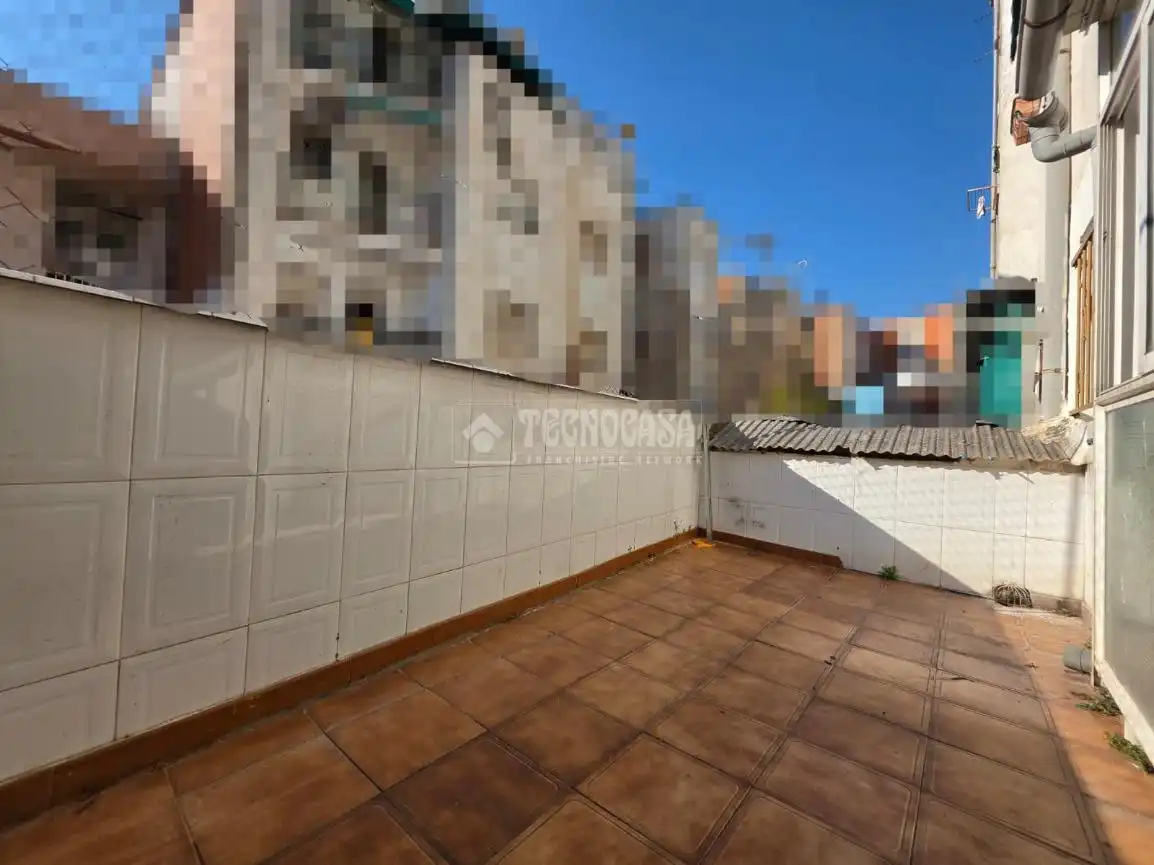Terrassa de Pis en venda en Santa Coloma de Gramenet amb Parquet i Terrassa