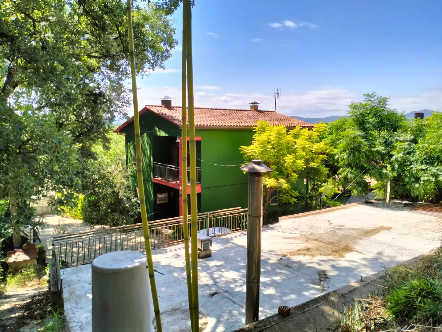 Vista exterior de Casa o xalet en venda en Cervià de Ter amb Jardí privat, Terrassa i Balcó